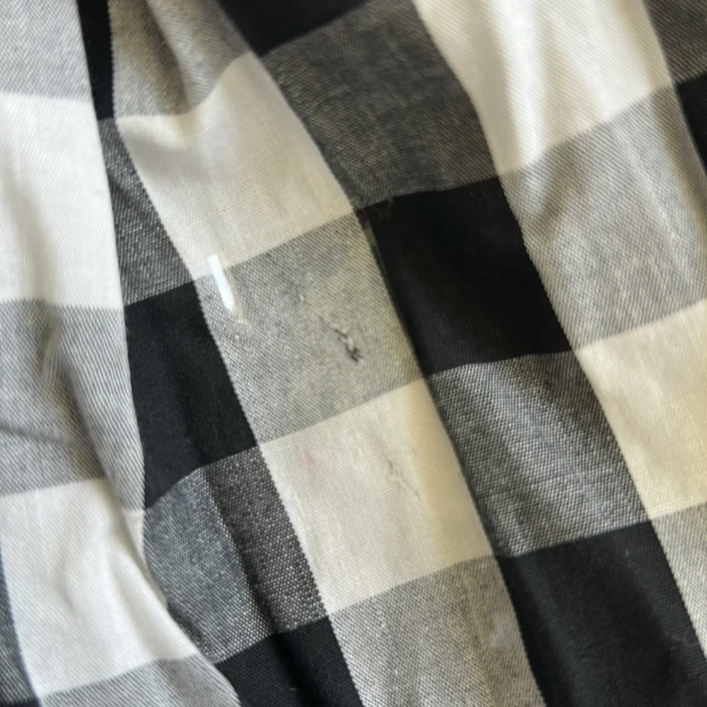 Kate Spade Black and White Plaid Mini Skirt (READ)